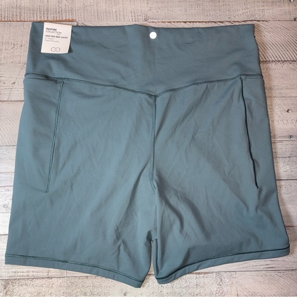 NWT! Women’s Calia Puya Green 5” Inseam Inspire High Rise Bike Short Size XXL - Picture 10 of 15